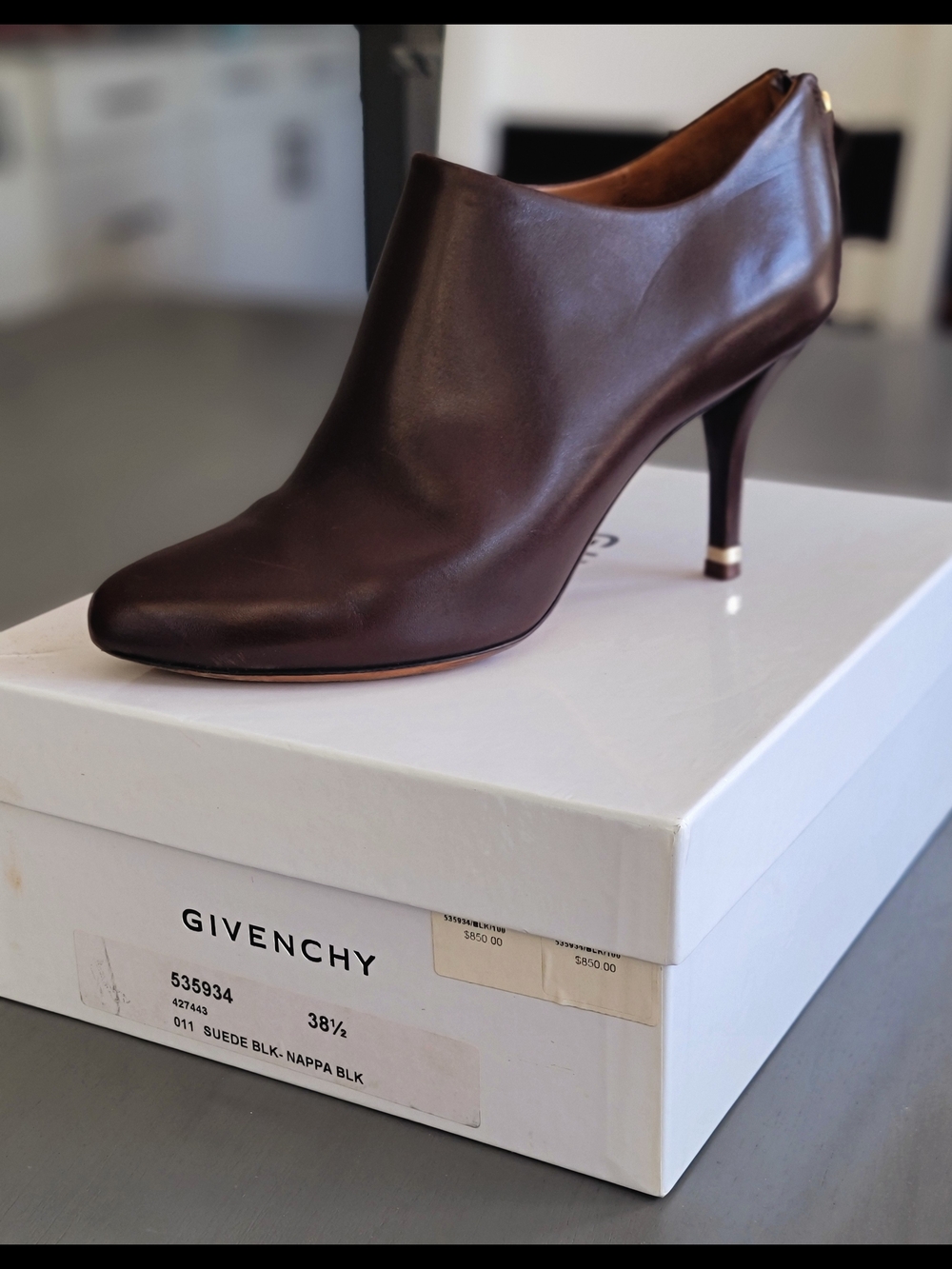GIVENCHY Leather Nappa Ankle Booties Pumps Heel - Size 38.5 (Orig. $850)